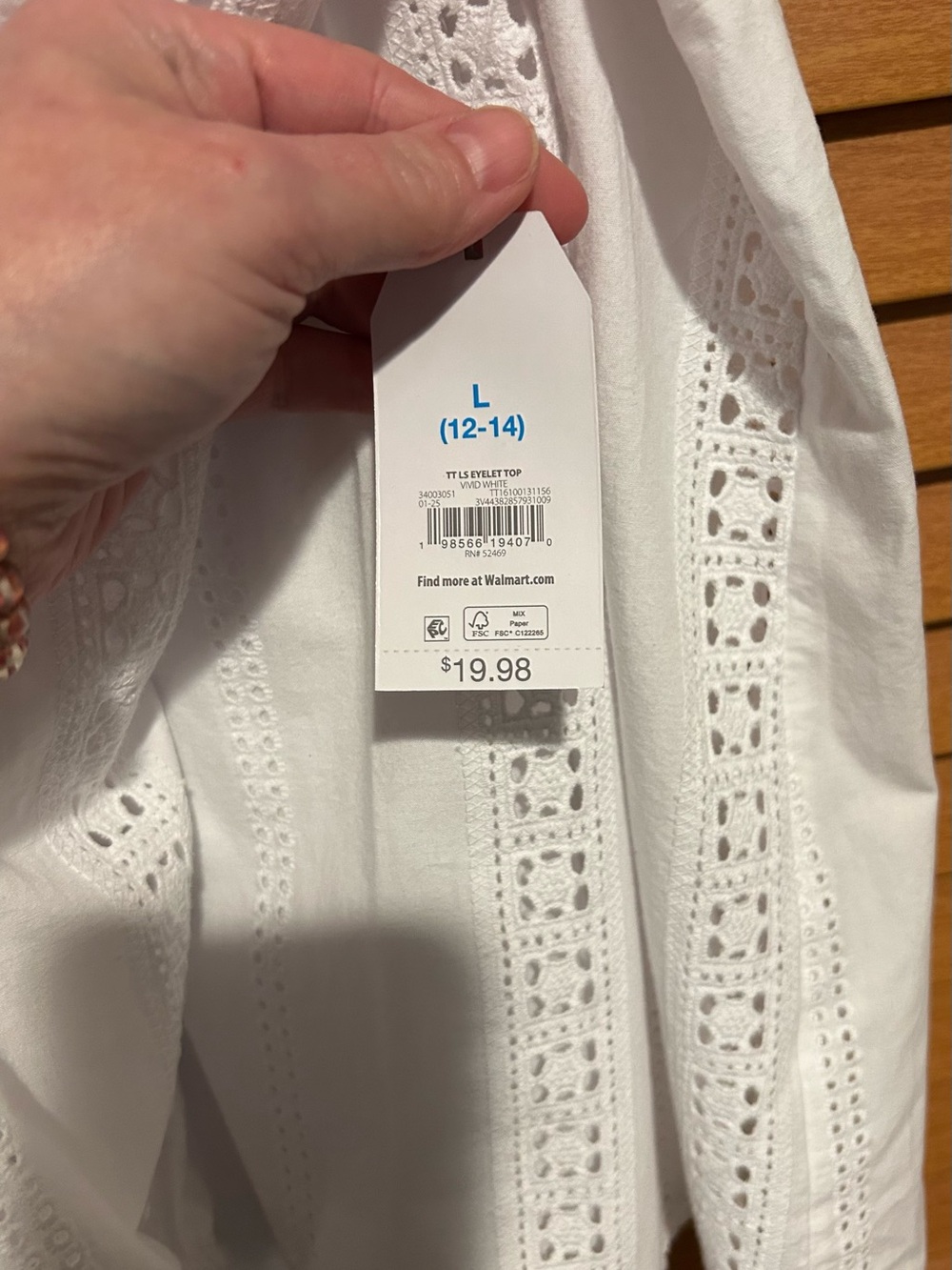 NWT Time and Tru White Eyelet Button-Up Peasant Blouse size Large - Picture 8 of 10